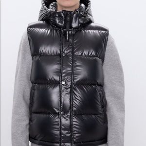 Aritzia Tna The Super Puff Vest